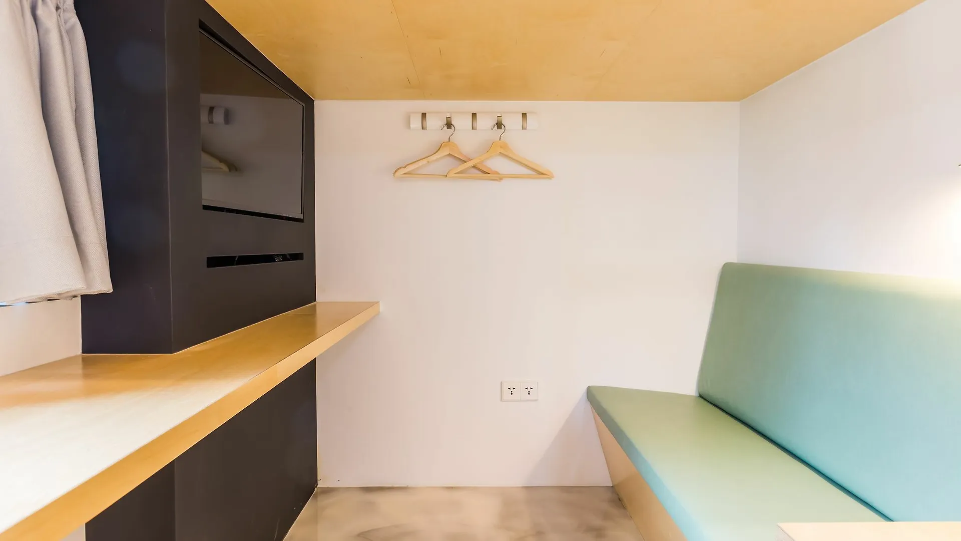 Hotel Baroato 2Nd Сеул 2*,  Южная Корея